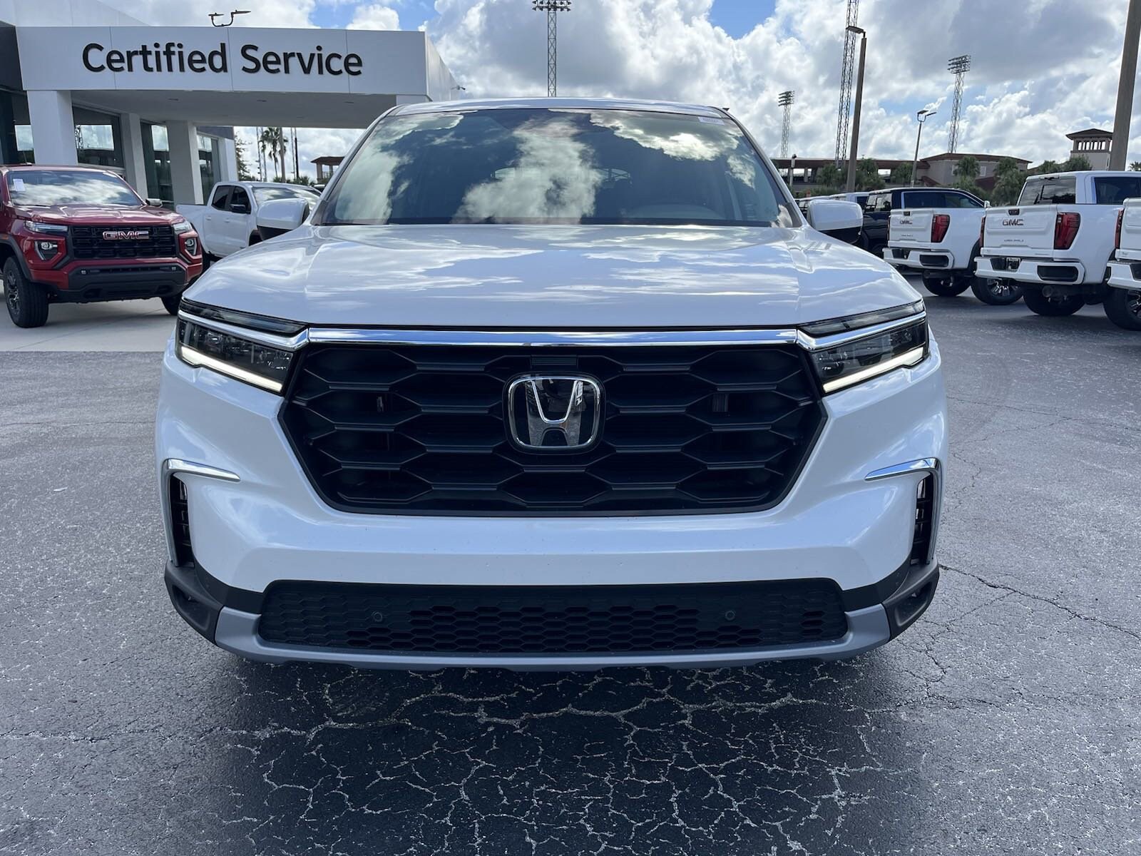 2025 Honda Pilot EX-L photo 2