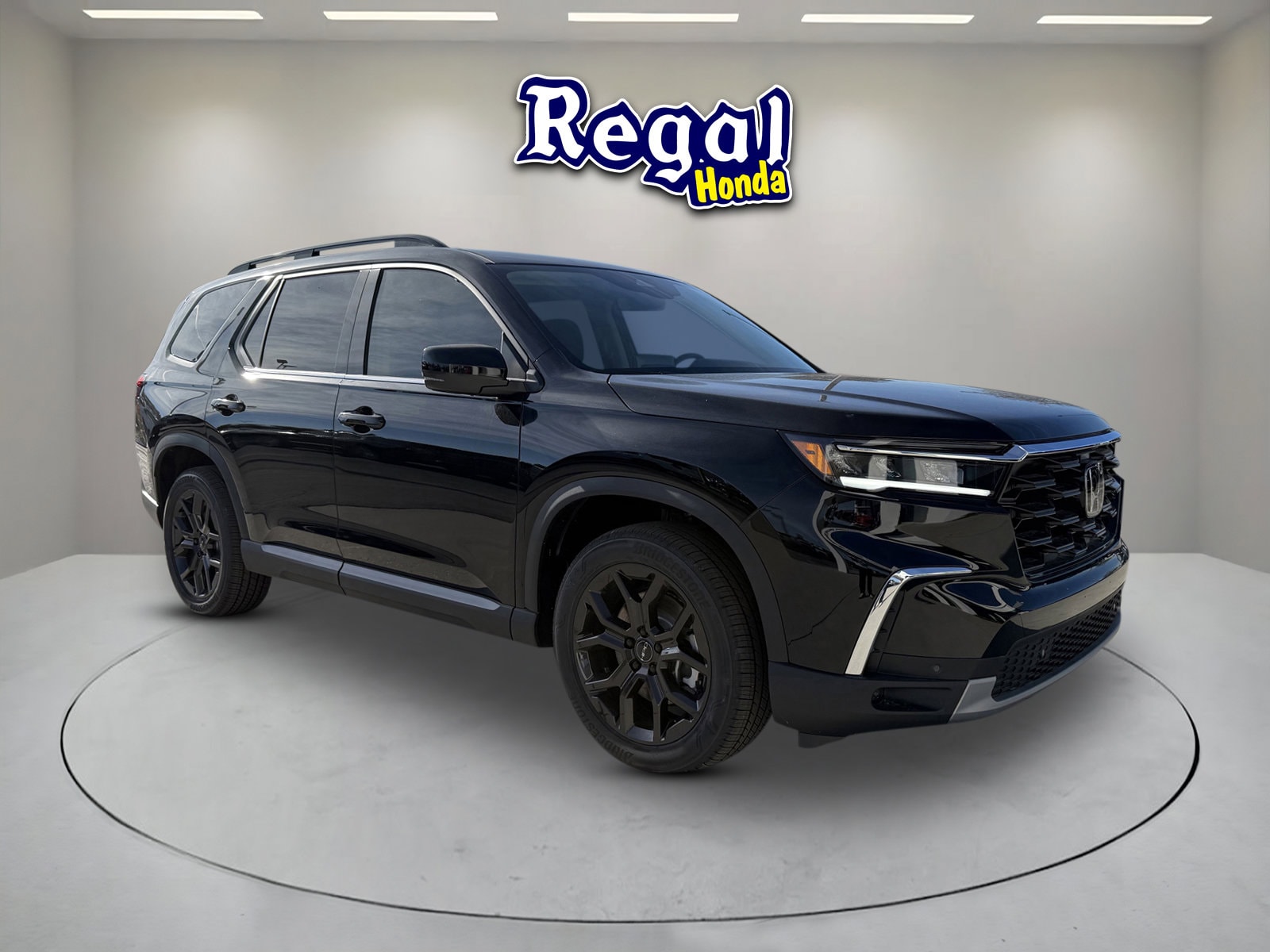 2025 Honda Pilot Touring's photo