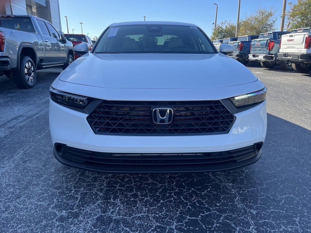 New 2025 Honda Accord LX Sedan