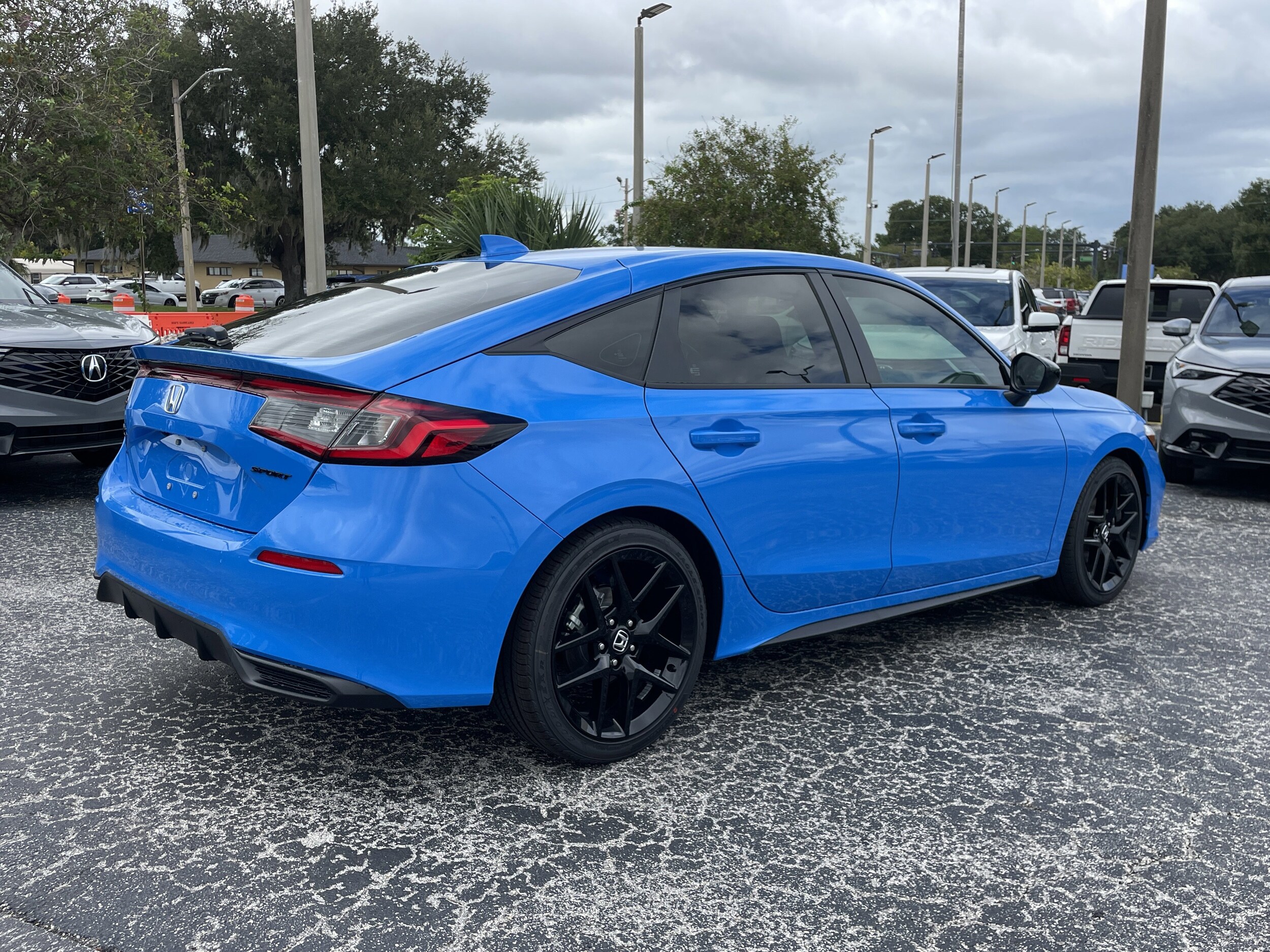 2026 Honda Civic Sport Hatchback photo 2