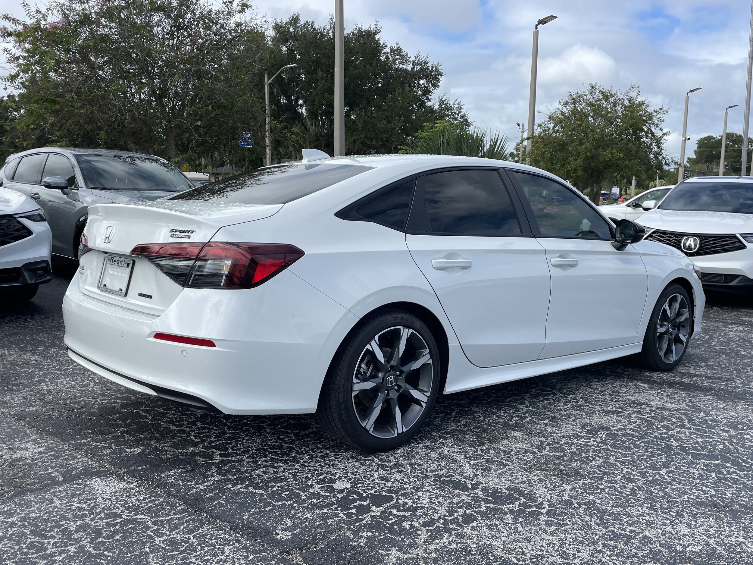 2026 Honda Civic Hybrid Sport Touring photo 4