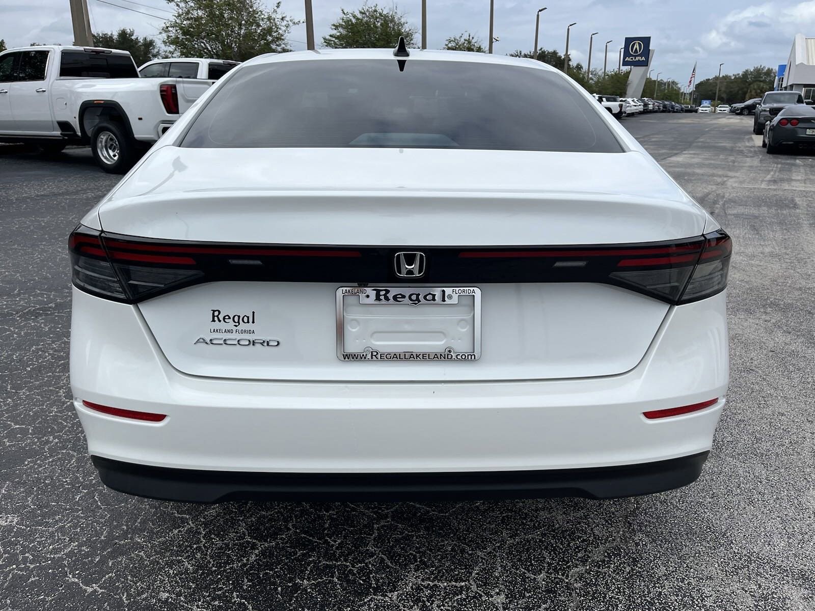 2025 Honda Accord SE photo 3