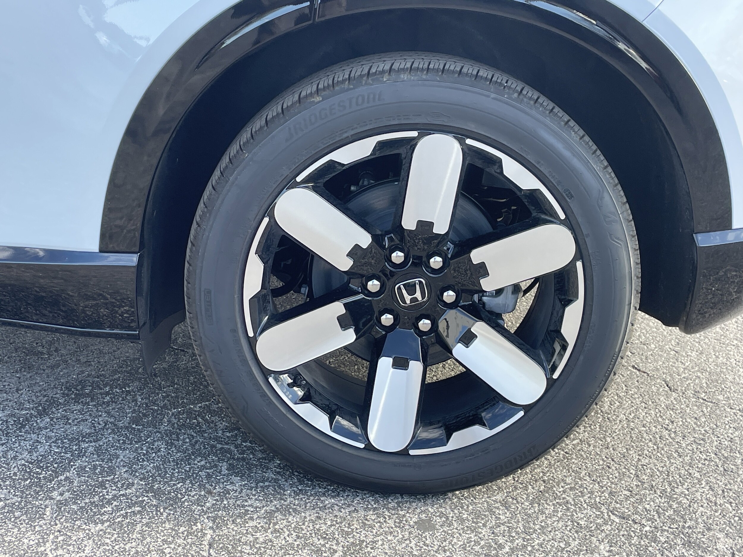 2026 Honda Prologue Elite - Photo 25