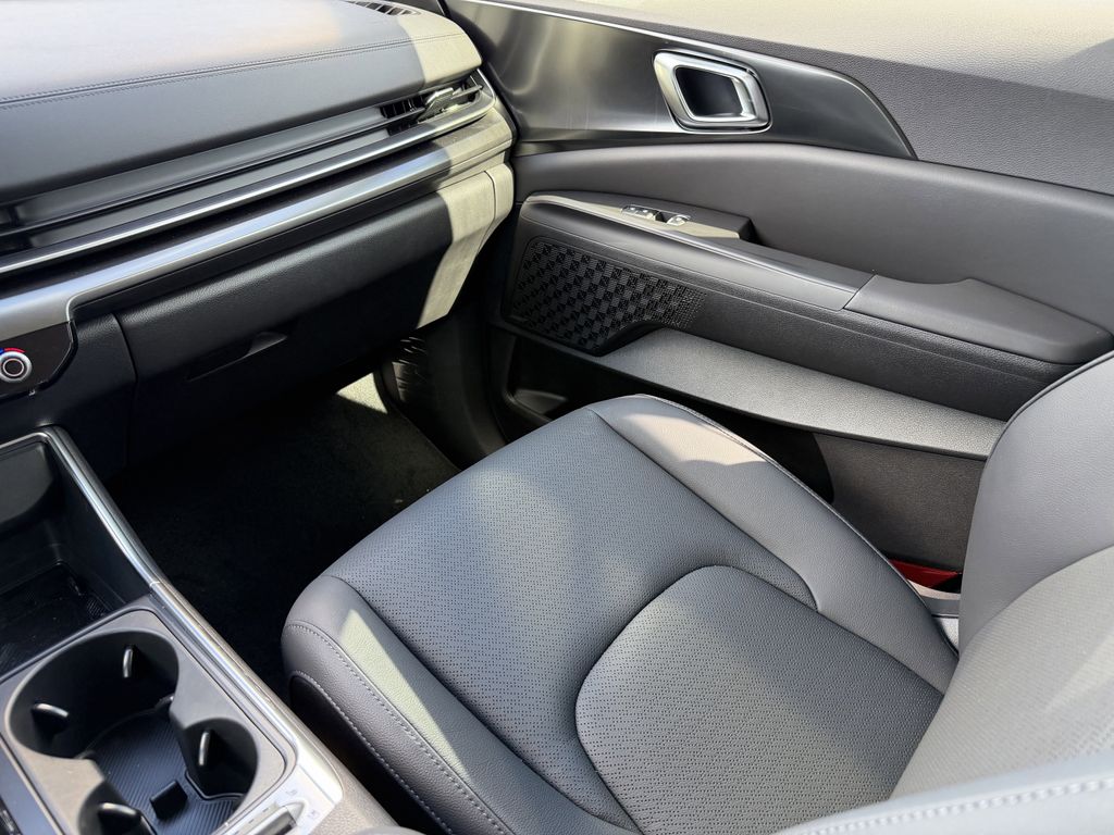 2026 Kia Carnival SX Prestige - Photo 14