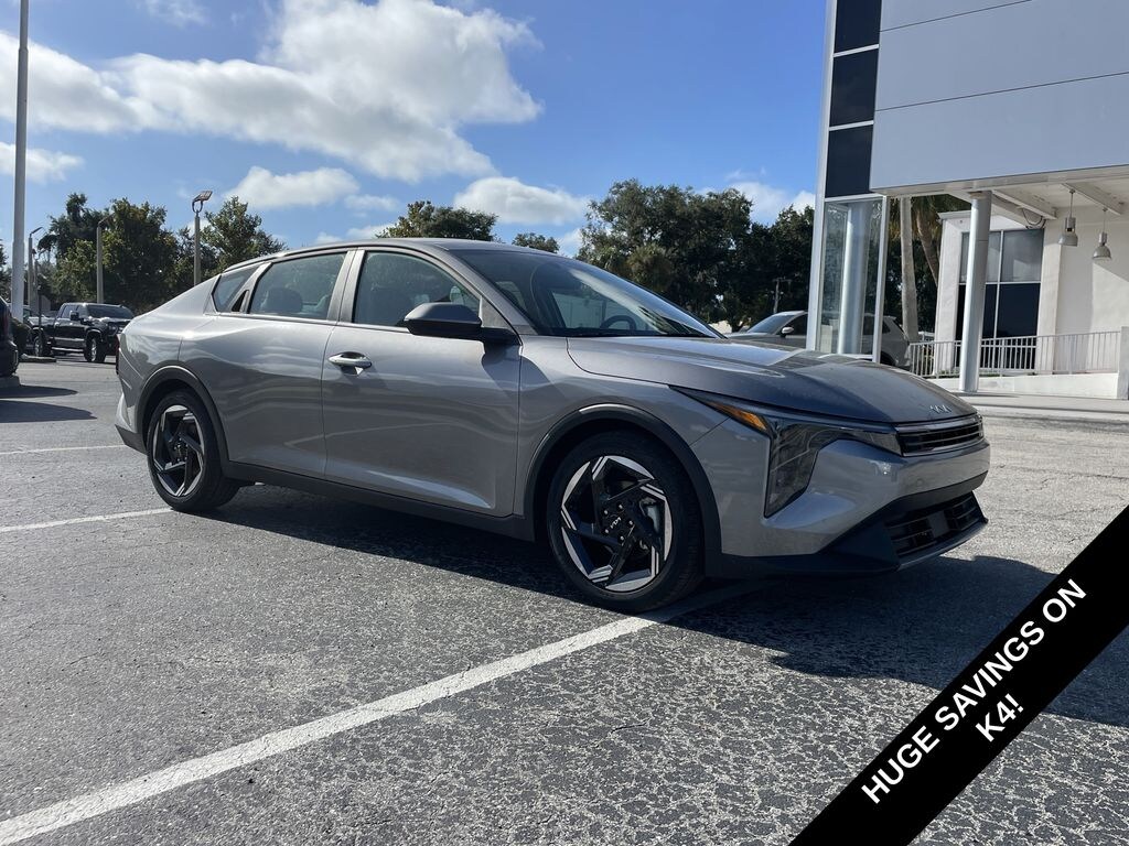 New 2025 Kia K4 EX Sedan