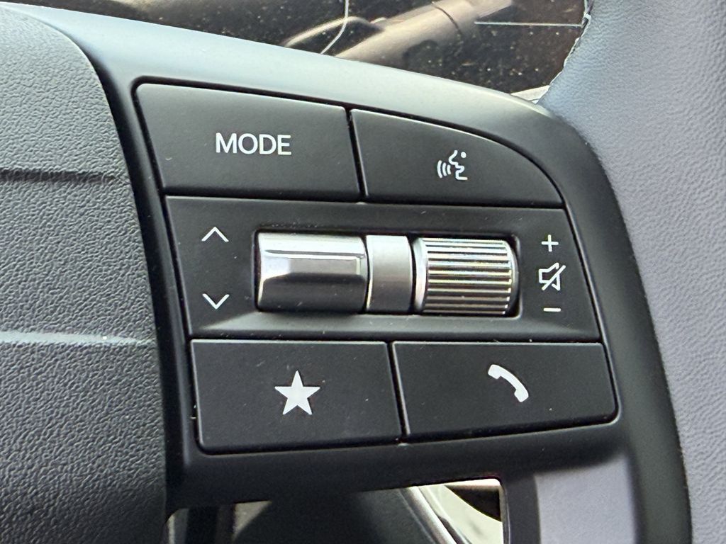 2025 Kia K4 EX - Photo 24