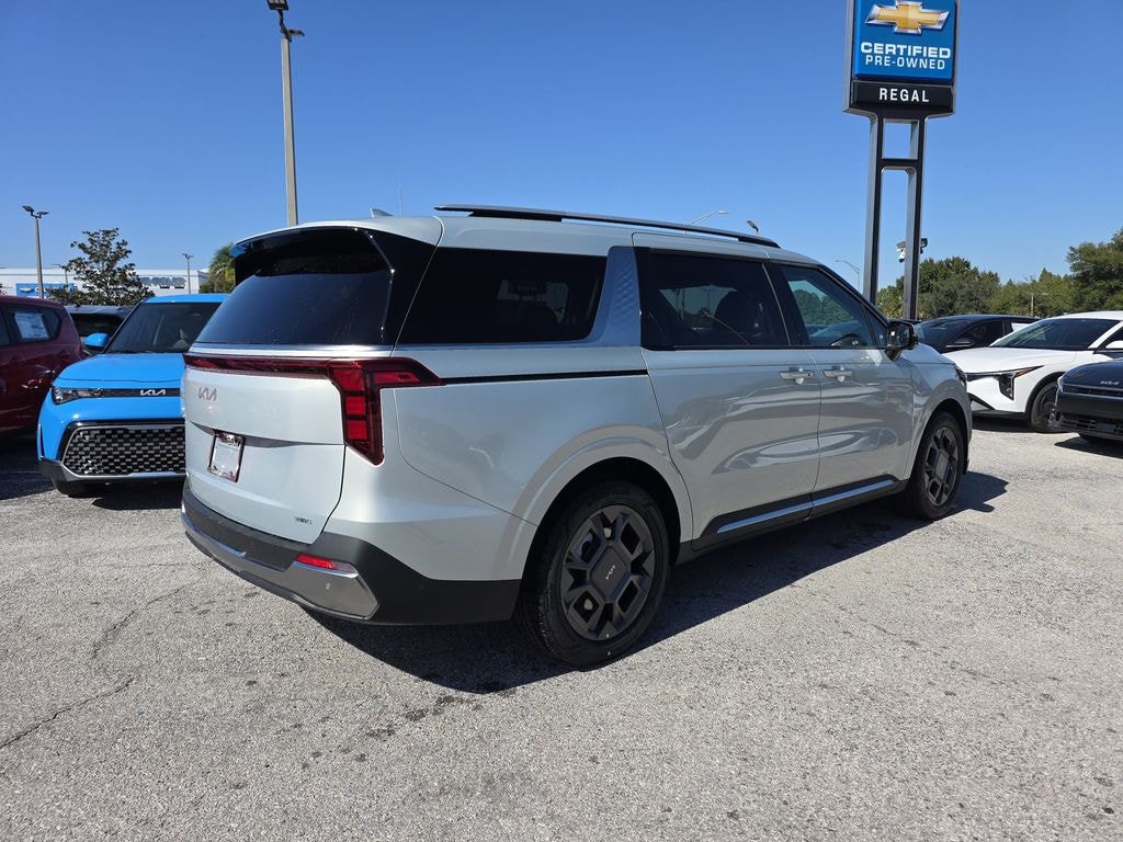 New 2026 Kia Carnival Hybrid SX Minivan/Van