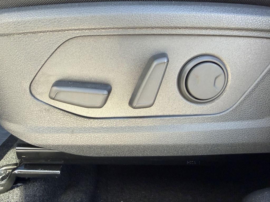 2026 Kia Sportage EX - Photo 16