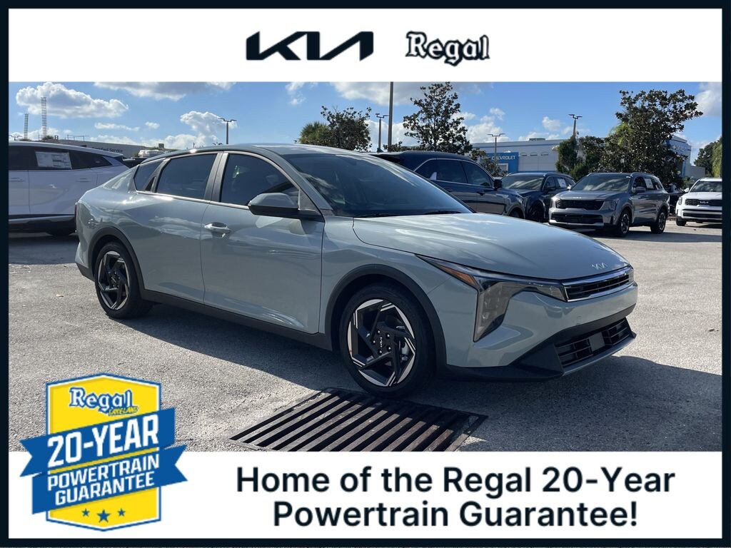 New 2025 Kia K4 EX Sedan