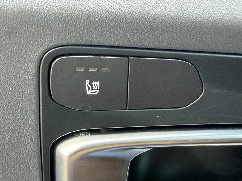 2025 Kia K4 GT-Line Turbo - Photo 30