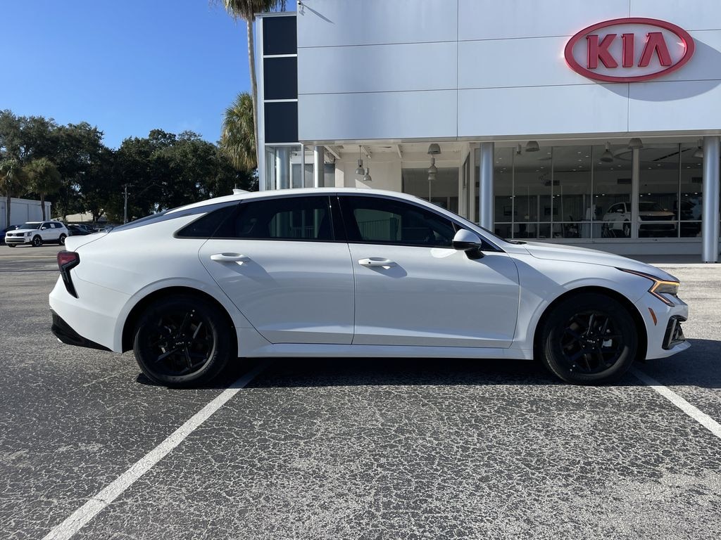 New 2026 Kia K5 LXS Sedan