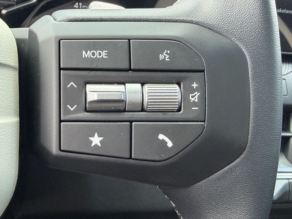 2025 Kia K4 GT-Line Turbo - Photo 27