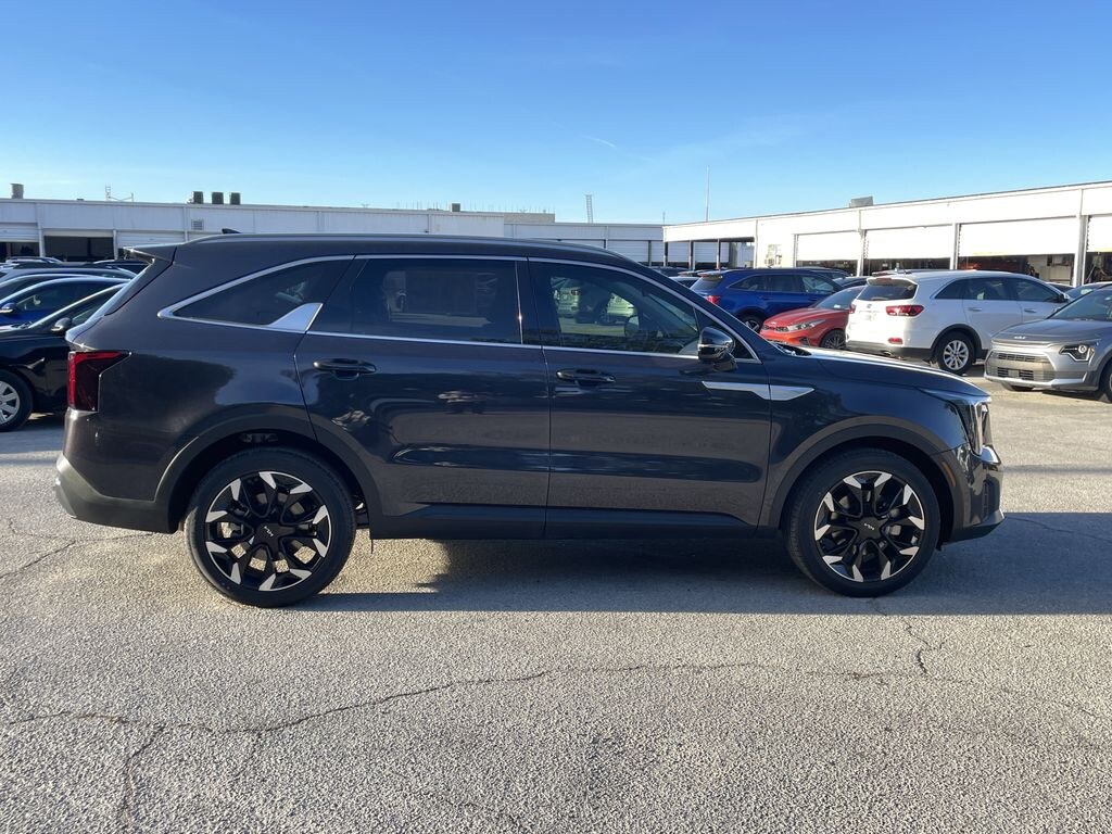 New 2025 Kia Sorento EX SUV