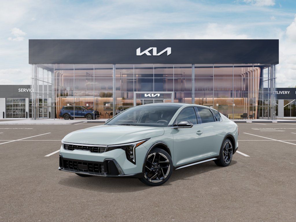 2026 Kia K4 GT-Line AT's photo
