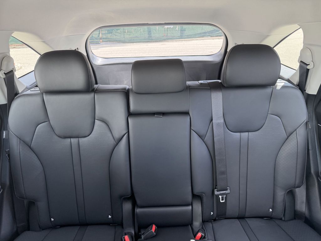 2026 Kia Sorento S - Photo 17
