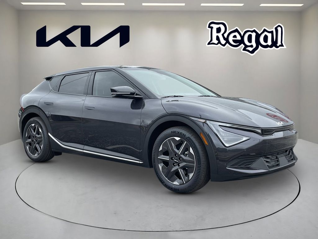 2025 Kia EV6 Light L/R's photo