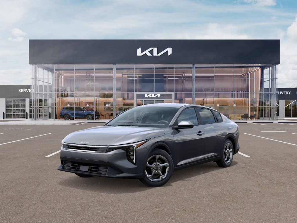 2026 Kia K4 LXS AT's photo