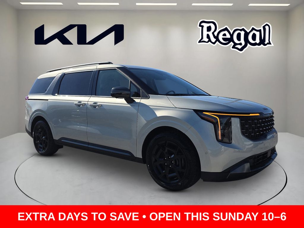 2025 Kia Carnival SX's photo