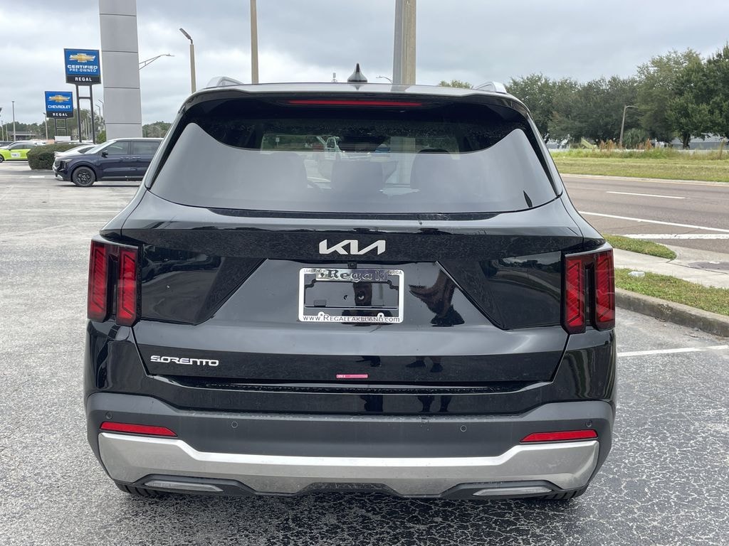 New 2025 Kia Sorento S SUV
