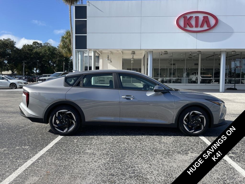 New 2025 Kia K4 EX Sedan