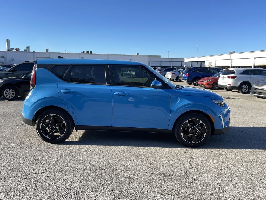 New 2025 Kia Soul EX Hatchback