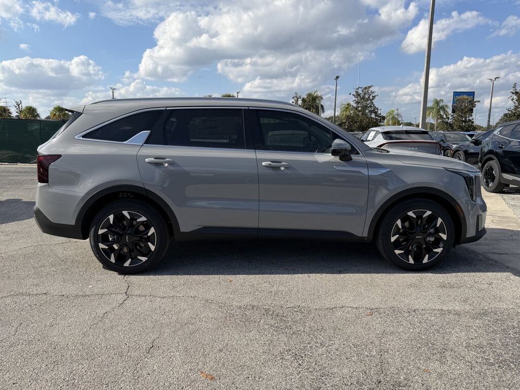 New 2026 Kia Sorento EX SUV