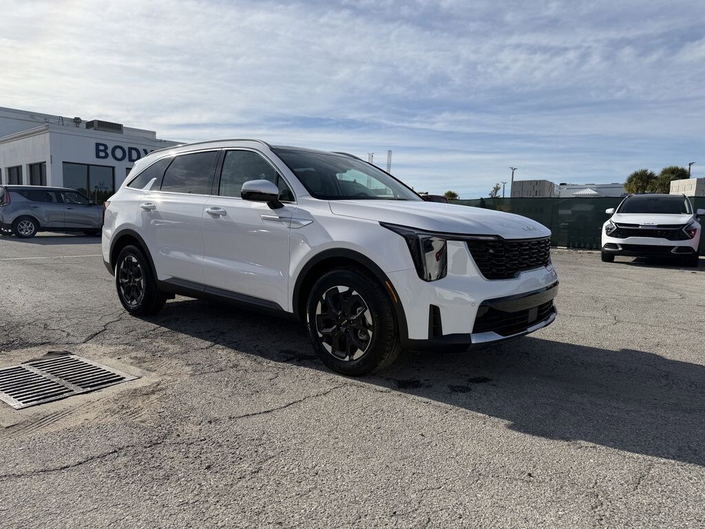 New 2025 Kia Sorento S SUV