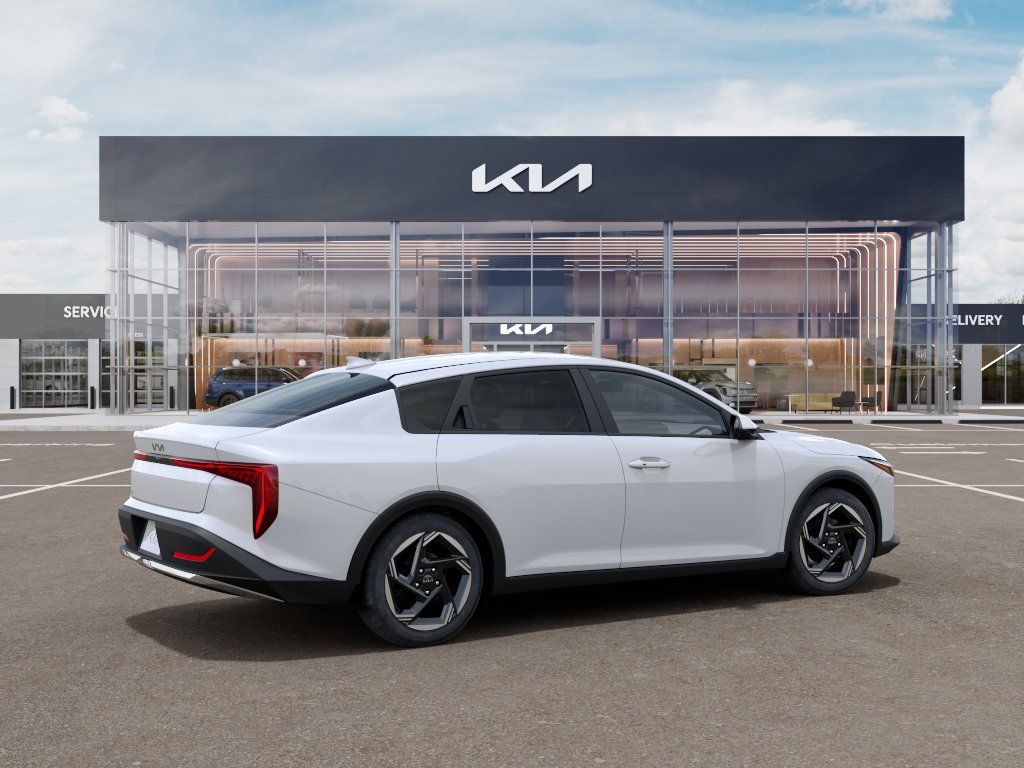 2025 Kia K4 EX - Photo 6