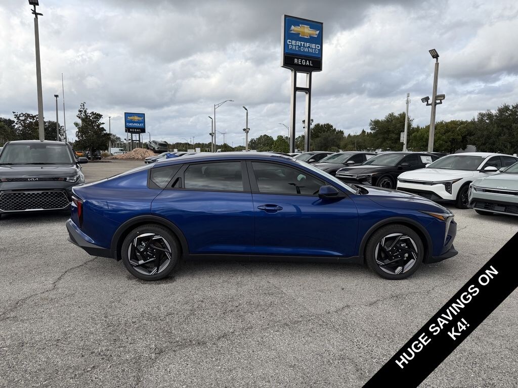 New 2025 Kia K4 EX Sedan
