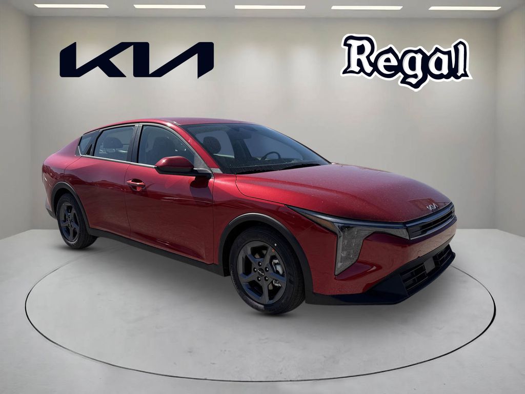 2026 Kia K4 LXS