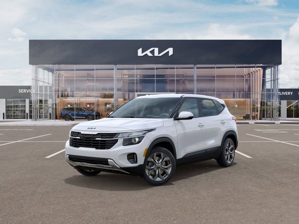 New 2025 Kia Seltos LX SUV