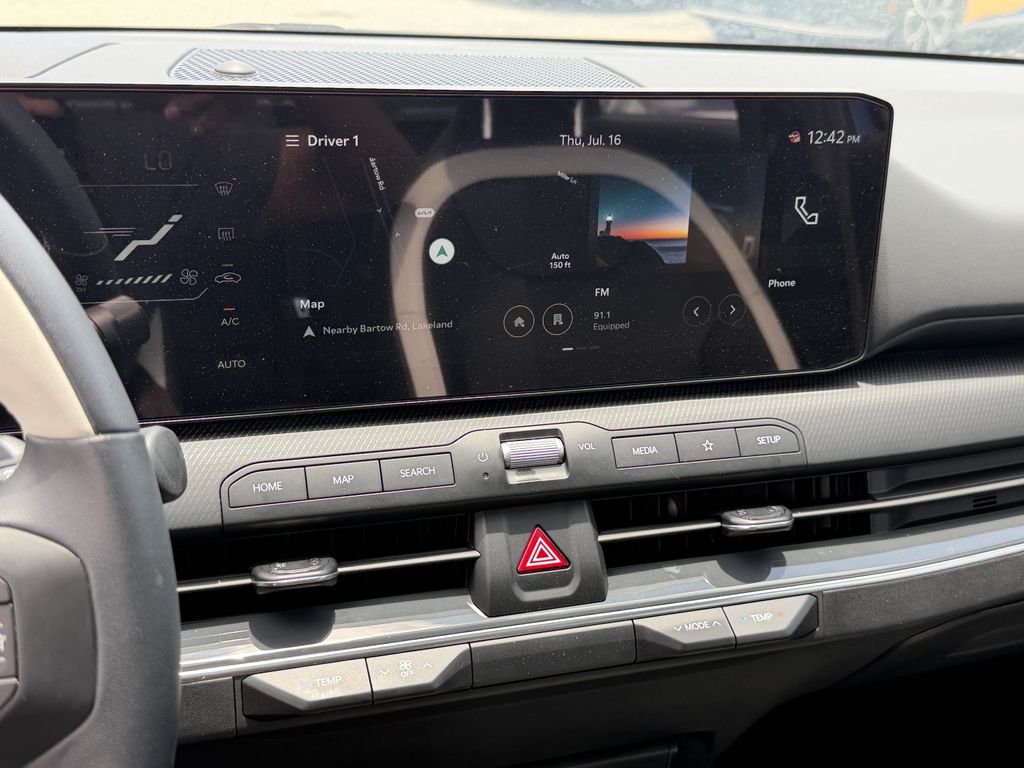2025 Kia K4 GT-Line Turbo - Photo 22