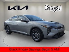 2025 Kia K4 LXS Sedan