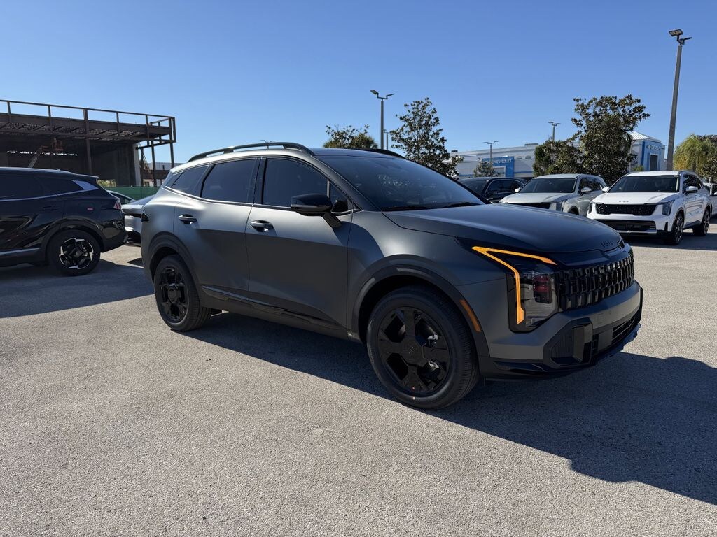 New 2026 Kia Sportage Hybrid X-Line SUV