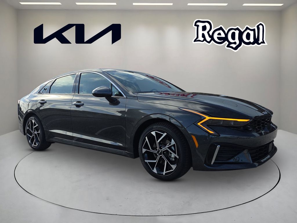2026 Kia K5 EX's photo