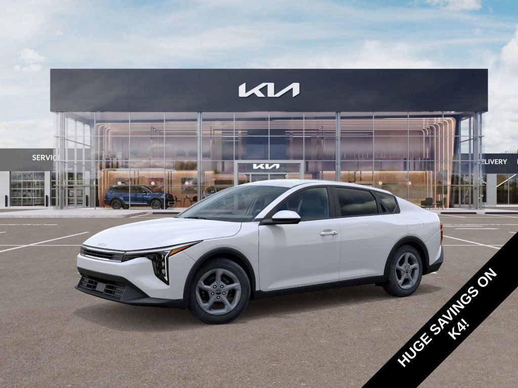 New 2025 Kia K4 LXS Sedan