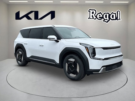 2026 Kia EV9 Light Long Range SUV