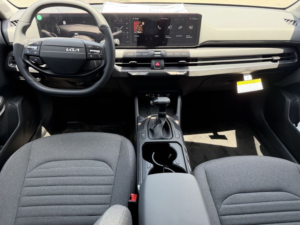 2025 Kia K4 EX - Photo 11