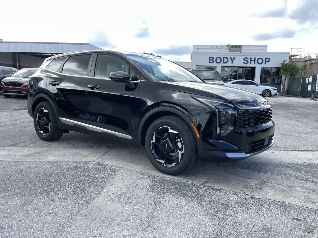 New 2026 Kia Sportage EX SUV