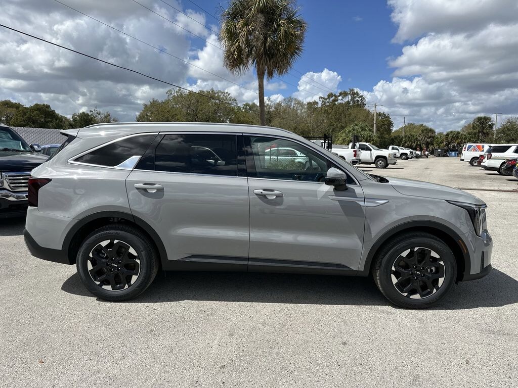 New 2026 Kia Sorento S SUV