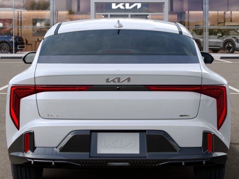 2025 Kia K4 GT-Line Turbo - Photo 13