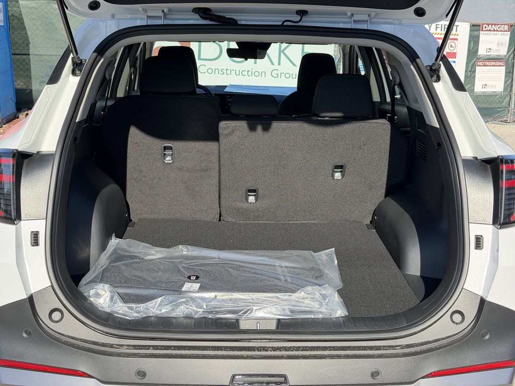 2026 Kia Sportage EX - Photo 9