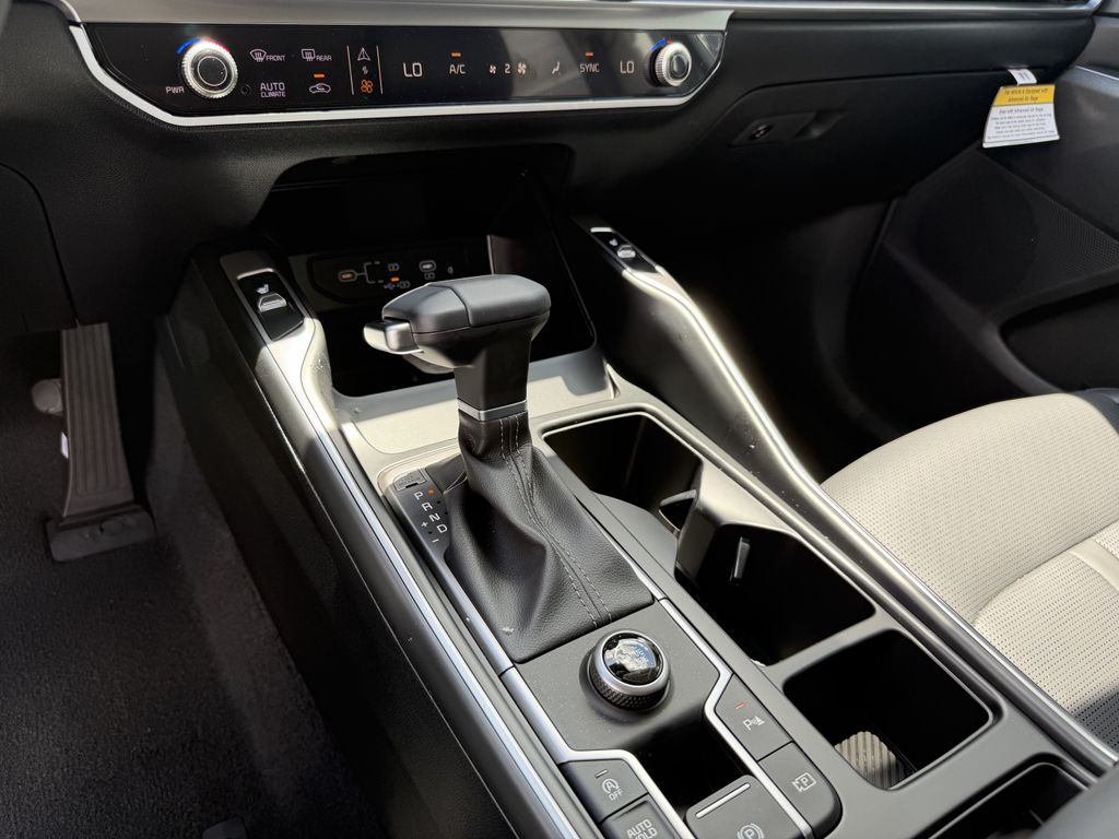 2026 Kia Sorento S - Photo 25