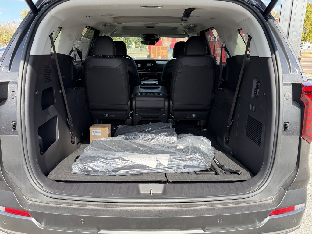 2026 Kia Carnival SX Prestige - Photo 9
