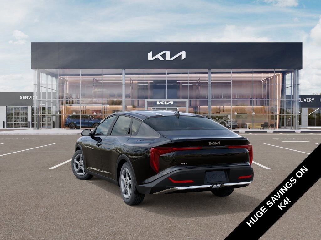 New 2025 Kia K4 LXS Sedan
