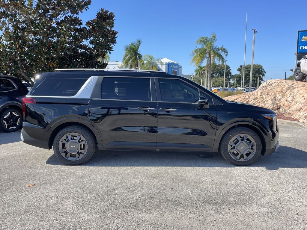 New 2026 Kia Carnival Hybrid EX Minivan/Van