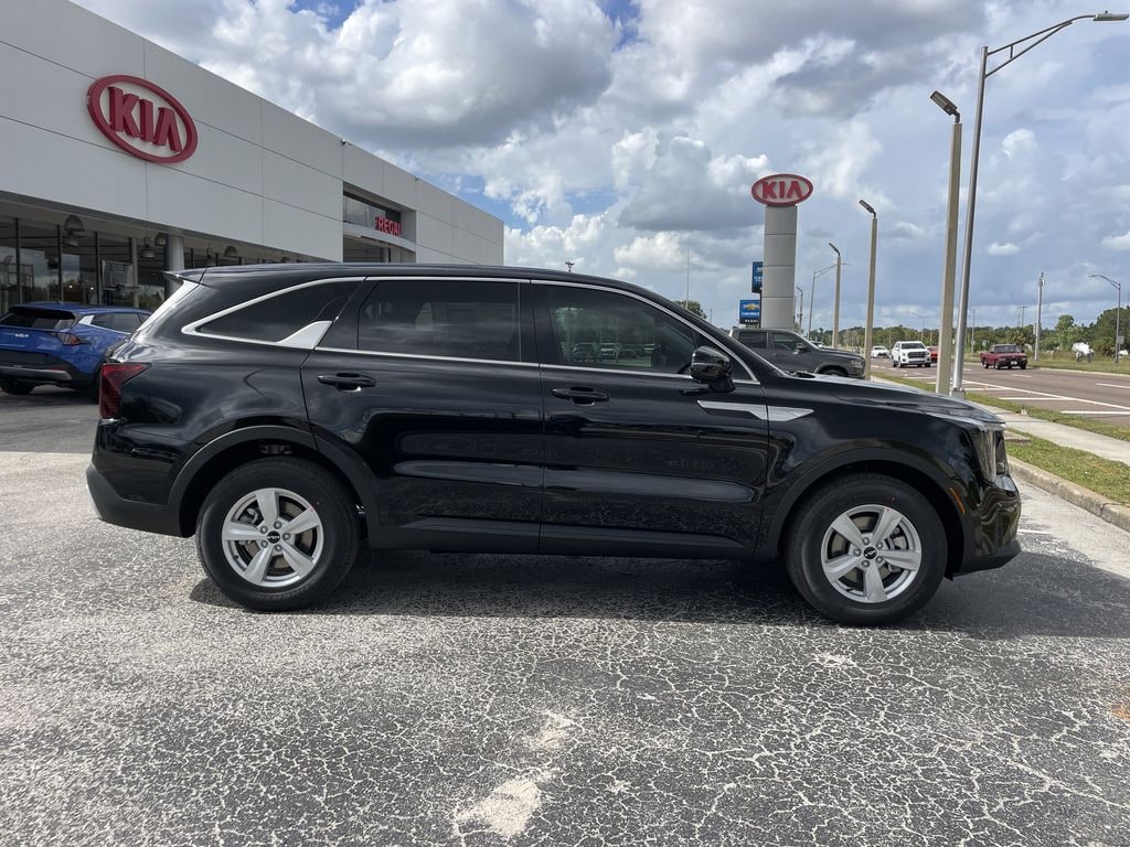 New 2026 Kia Sorento LX SUV