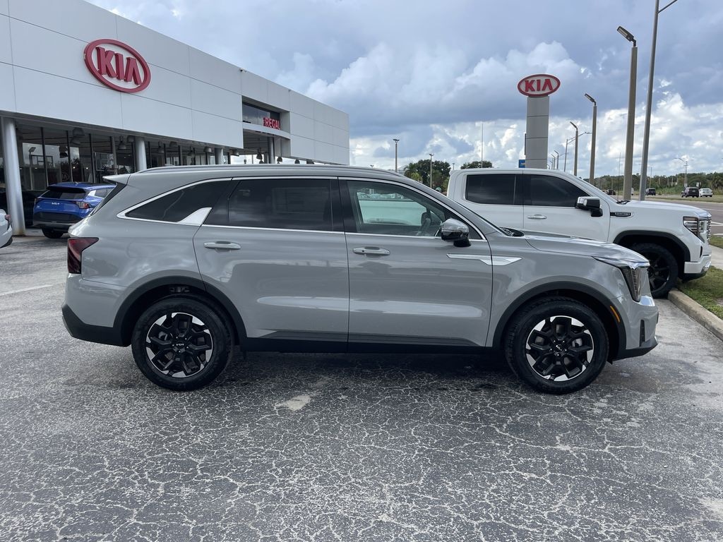New 2026 Kia Sorento S SUV
