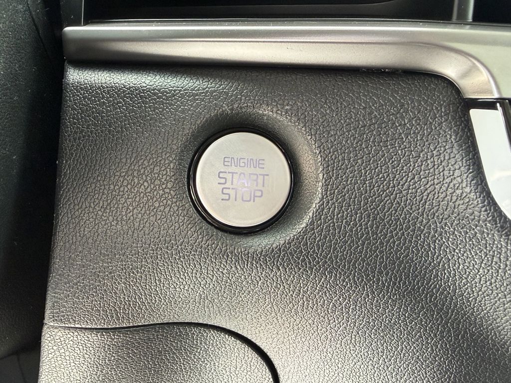 2026 Kia Sorento S - Photo 23