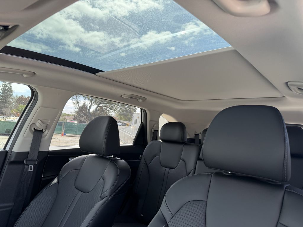 2026 Kia Sorento S - Photo 17